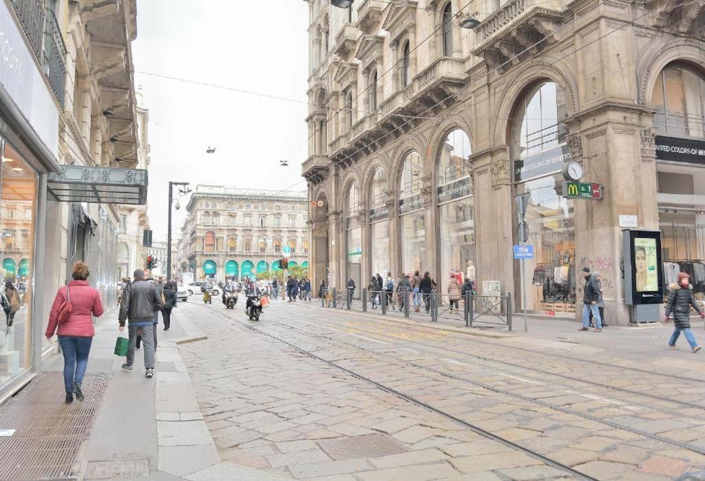 Bilocale In Piazza Duomo 4Pax Apartment Milan Exterior photo